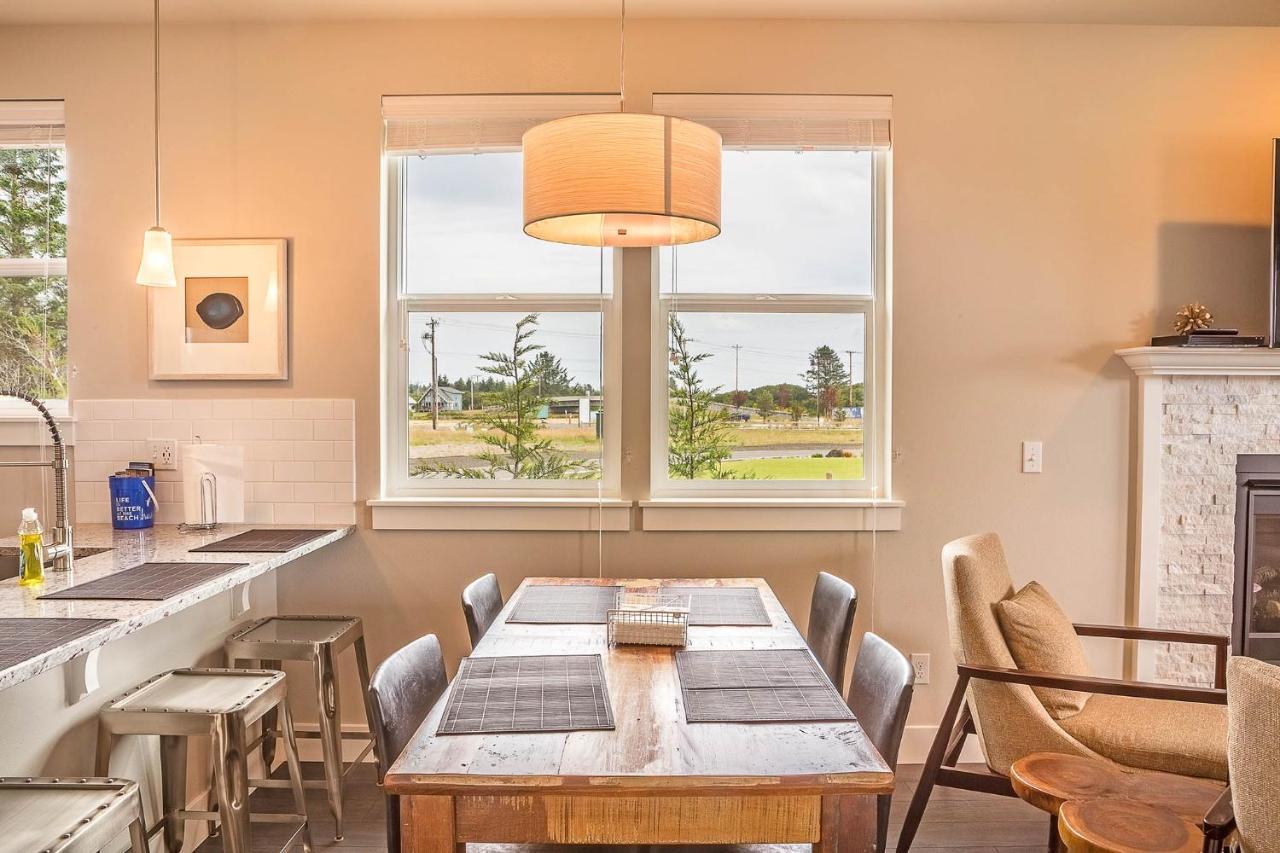Oyhut Bay Resort Ocean Shores Exterior photo